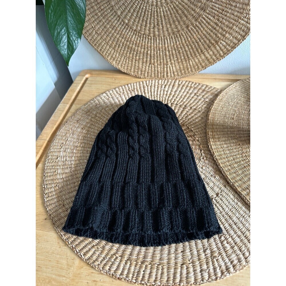 Black Knit textured beanie hat